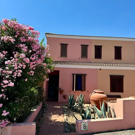 Casa Orchidea Монте Петросу
